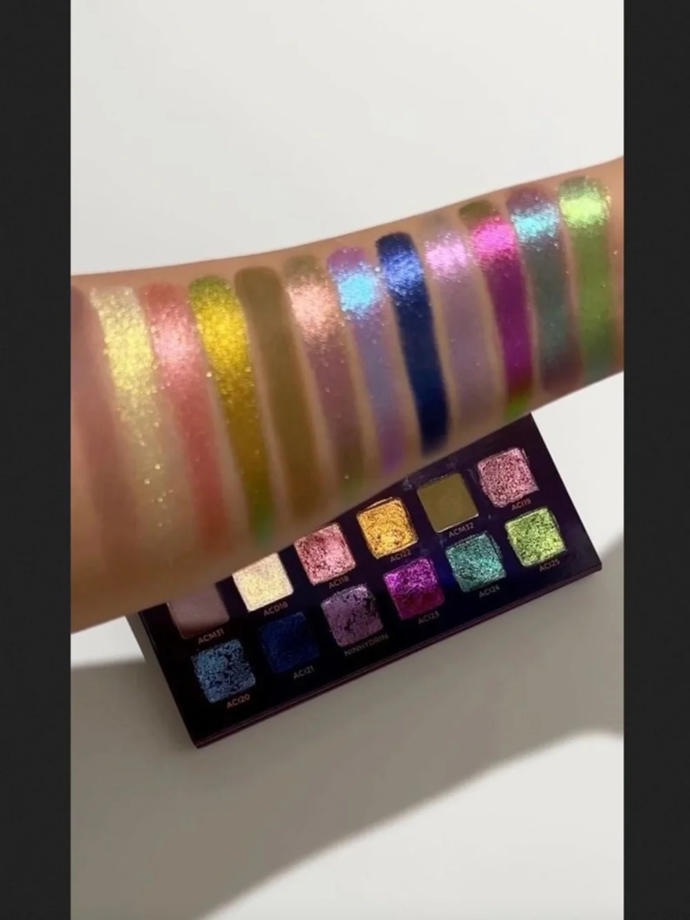 Adept Ninhydrin Eye Shadow Palette -NIB